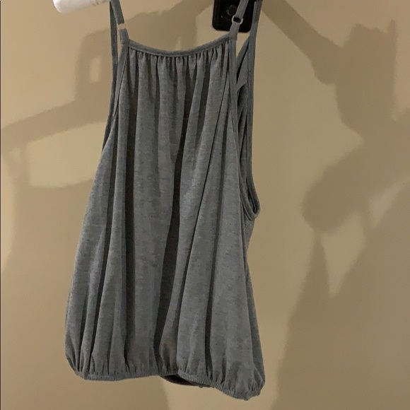 Gray tank top - Picture 2 of 2